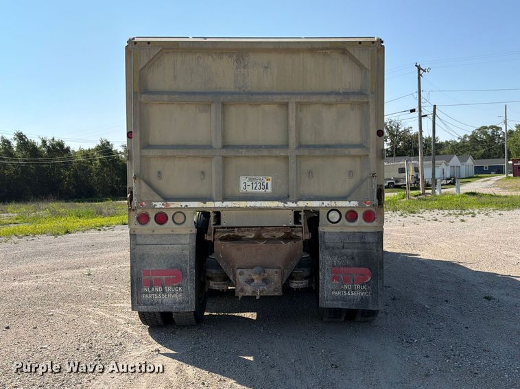 image for item FK3511 1998 Western Star 4900 dump truck