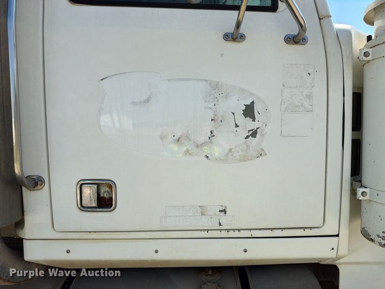 image for item FK3511 1998 Western Star 4900 dump truck