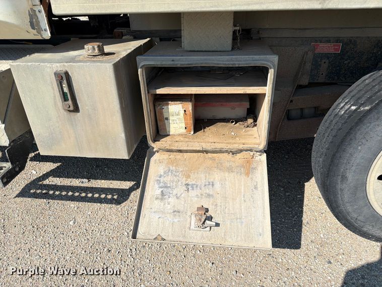 image for item FK3511 1998 Western Star 4900 dump truck