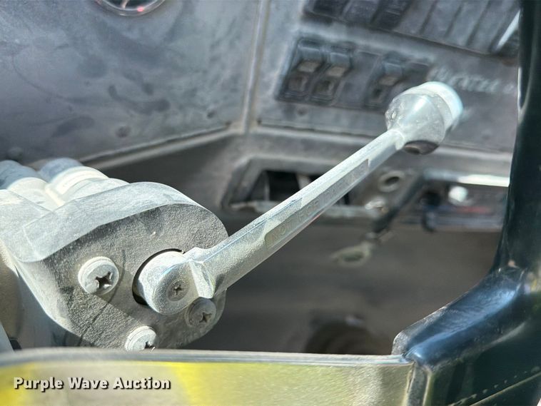 image for item FK3511 1998 Western Star 4900 dump truck