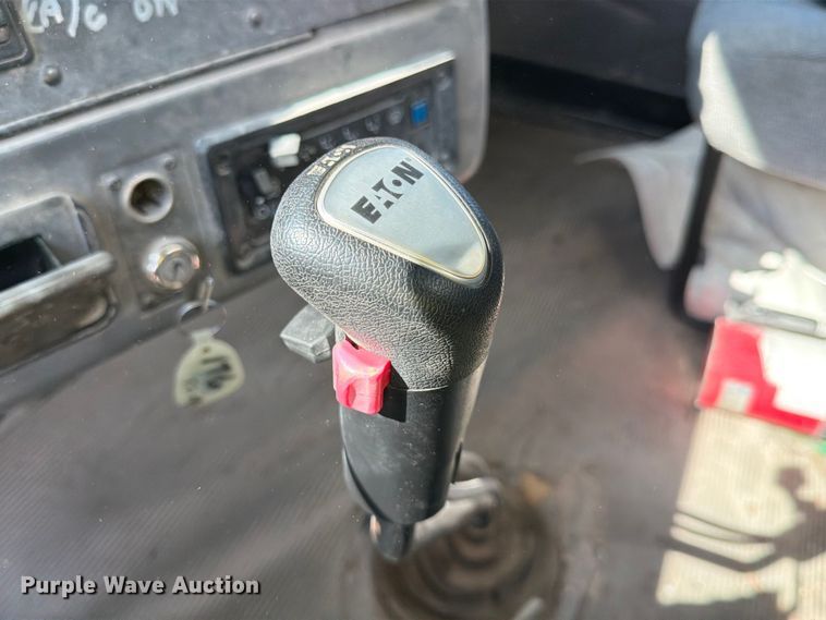 image for item FK3511 1998 Western Star 4900 dump truck