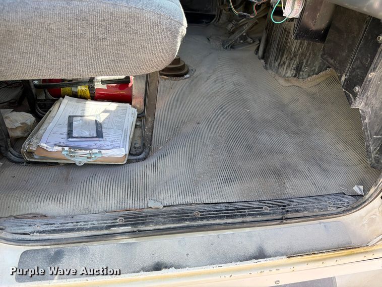 image for item FK3511 1998 Western Star 4900 dump truck