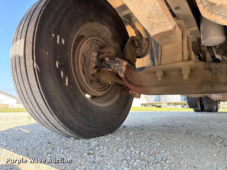 image for item FK3511 1998 Western Star 4900 dump truck