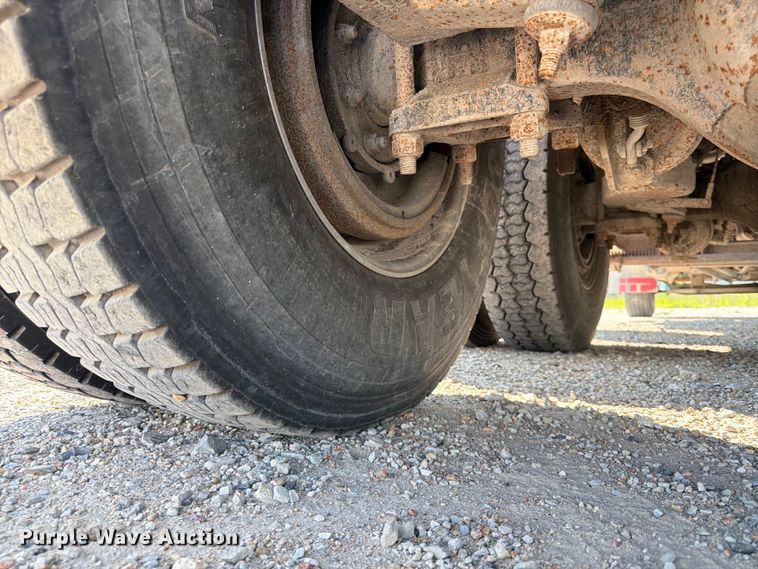 image for item FK3511 1998 Western Star 4900 dump truck
