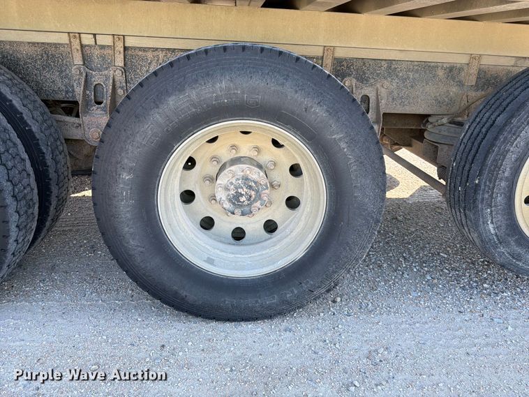 image for item FK3511 1998 Western Star 4900 dump truck