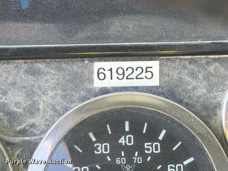 image for item FK3511 1998 Western Star 4900 dump truck