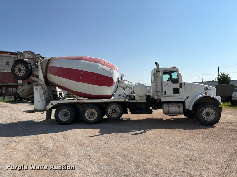 image for item FK3512 2004 Kenworth W900 ready mix truck