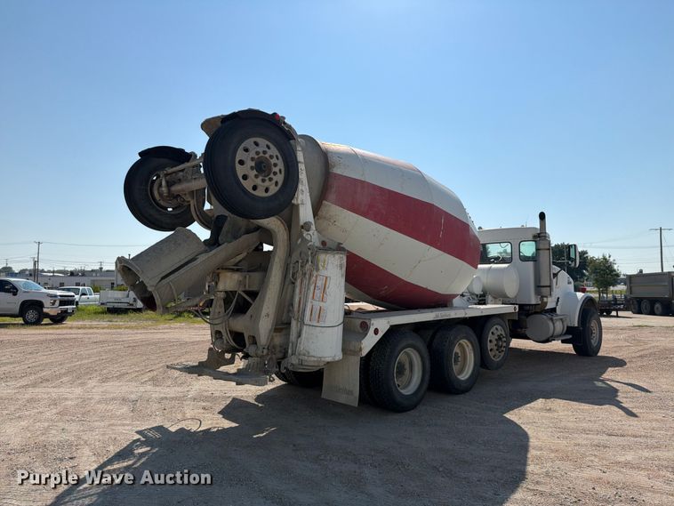 image for item FK3512 2004 Kenworth W900 ready mix truck