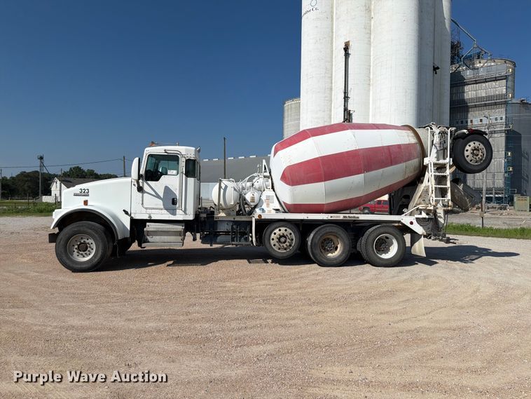 image for item FK3512 2004 Kenworth W900 ready mix truck