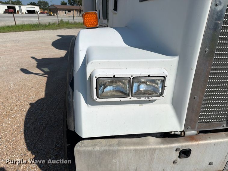 image for item FK3512 2004 Kenworth W900 ready mix truck