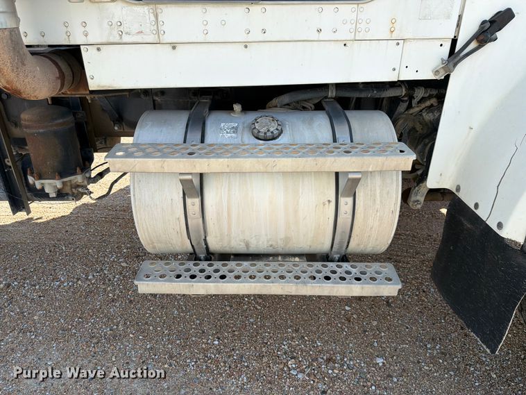 image for item FK3512 2004 Kenworth W900 ready mix truck