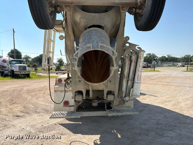 image for item FK3512 2004 Kenworth W900 ready mix truck