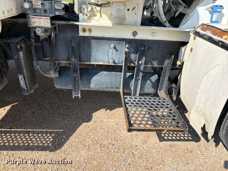 image for item FK3512 2004 Kenworth W900 ready mix truck