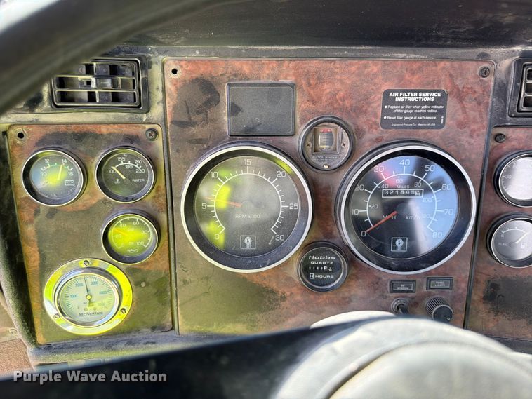 image for item FK3512 2004 Kenworth W900 ready mix truck