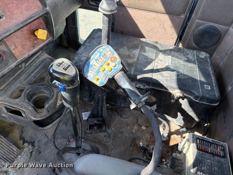 image for item FK3512 2004 Kenworth W900 ready mix truck