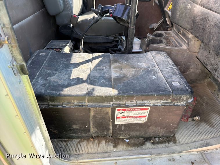 image for item FK3512 2004 Kenworth W900 ready mix truck