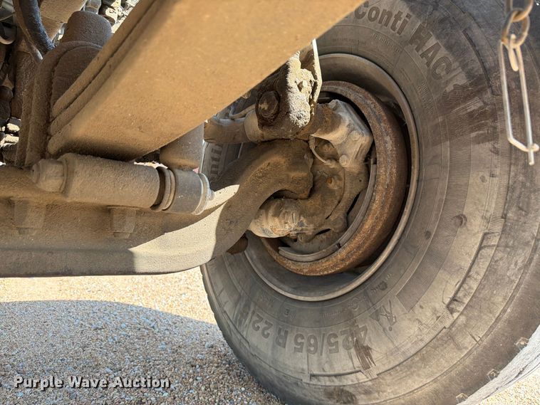 image for item FK3512 2004 Kenworth W900 ready mix truck