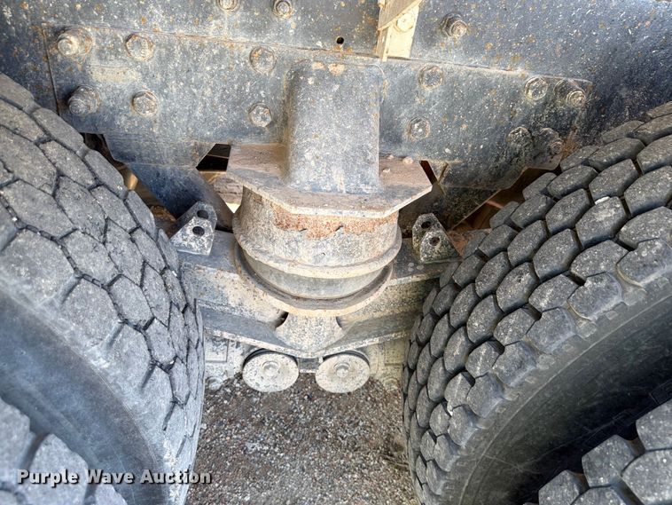 image for item FK3512 2004 Kenworth W900 ready mix truck