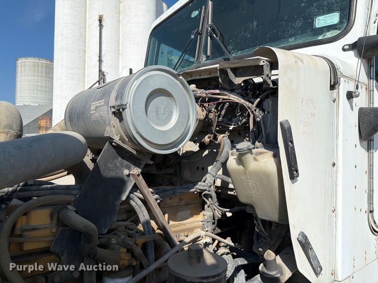 image for item FK3512 2004 Kenworth W900 ready mix truck