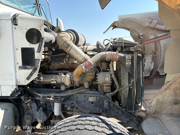 image for item FK3512 2004 Kenworth W900 ready mix truck