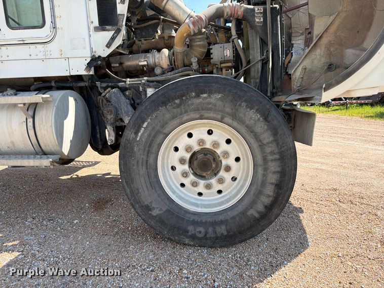 image for item FK3512 2004 Kenworth W900 ready mix truck