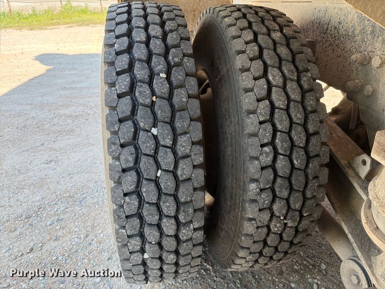 image for item FK3512 2004 Kenworth W900 ready mix truck