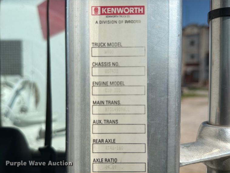 image for item FK3512 2004 Kenworth W900 ready mix truck