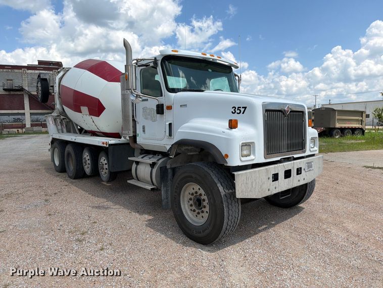 image for item FK3514 2014 International PayStar 5500i ready mix truck