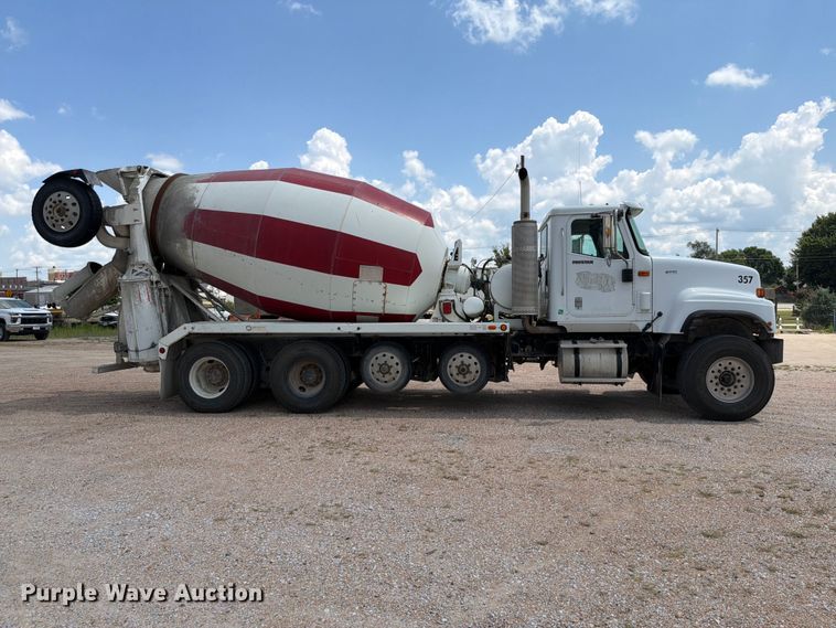 image for item FK3514 2014 International PayStar 5500i ready mix truck