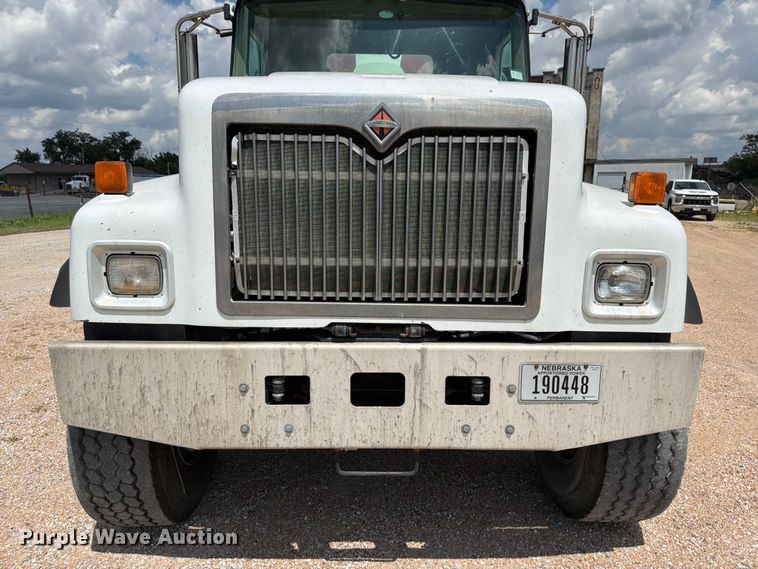 image for item FK3514 2014 International PayStar 5500i ready mix truck