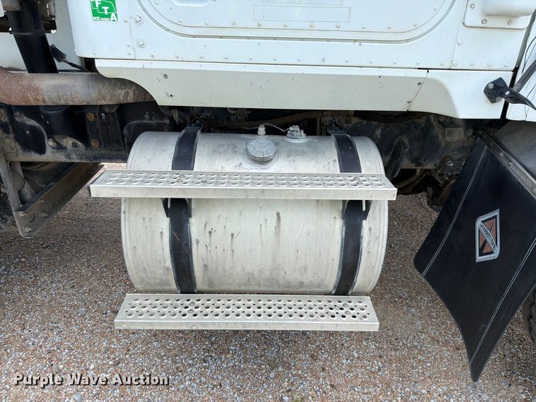 image for item FK3514 2014 International PayStar 5500i ready mix truck