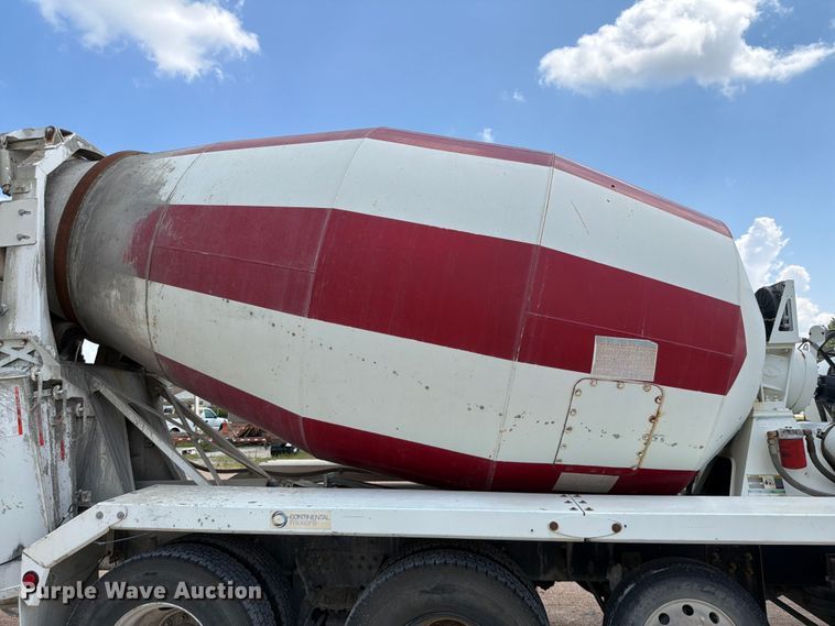 image for item FK3514 2014 International PayStar 5500i ready mix truck