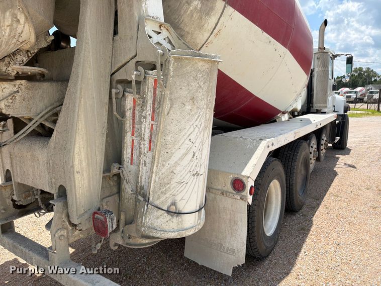 image for item FK3514 2014 International PayStar 5500i ready mix truck