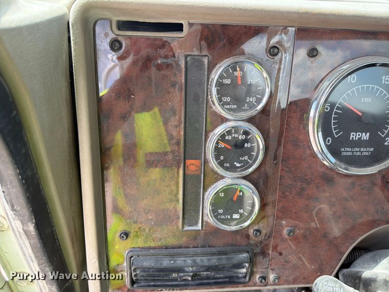 image for item FK3514 2014 International PayStar 5500i ready mix truck