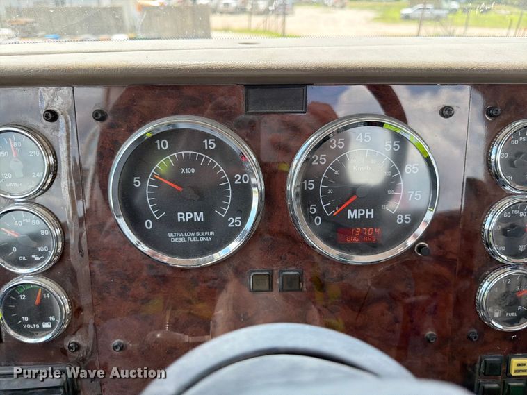 image for item FK3514 2014 International PayStar 5500i ready mix truck