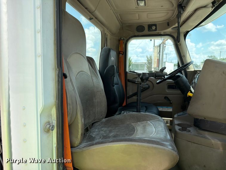 image for item FK3514 2014 International PayStar 5500i ready mix truck