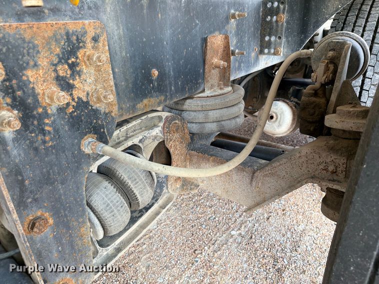 image for item FK3514 2014 International PayStar 5500i ready mix truck