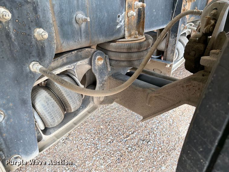image for item FK3514 2014 International PayStar 5500i ready mix truck