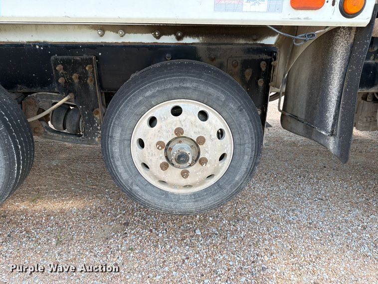 image for item FK3514 2014 International PayStar 5500i ready mix truck