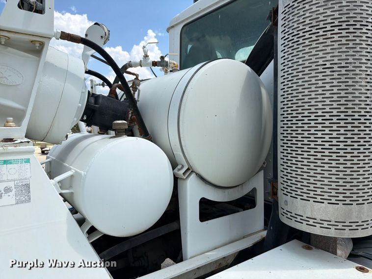 image for item FK3515 2013 International Paystar ready mix truck
