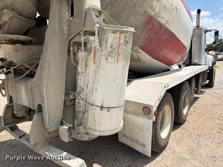 image for item FK3515 2013 International Paystar ready mix truck