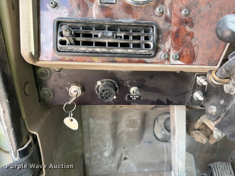 image for item FK3515 2013 International Paystar ready mix truck