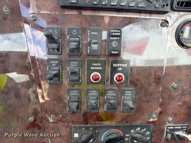 image for item FK3515 2013 International Paystar ready mix truck