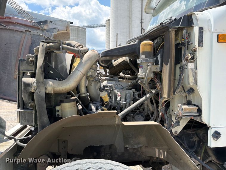 image for item FK3515 2013 International Paystar ready mix truck