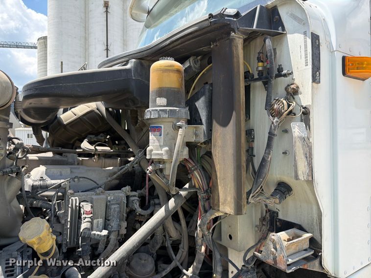 image for item FK3515 2013 International Paystar ready mix truck