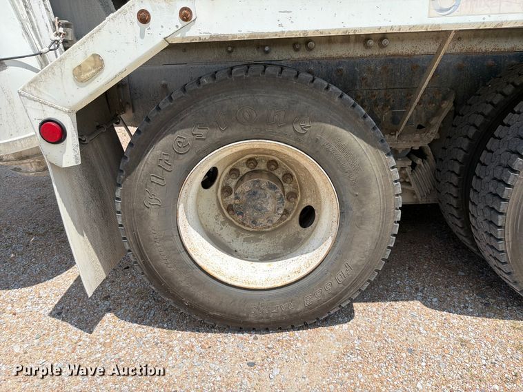 image for item FK3515 2013 International Paystar ready mix truck