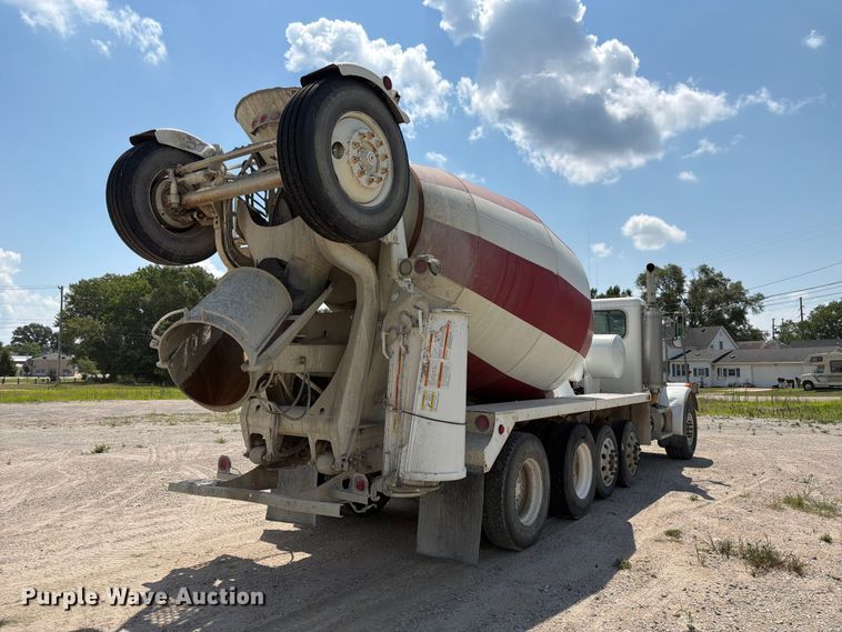 image for item FK3517 2003 Peterbilt 357 ready mix truck