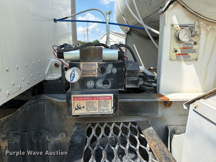 image for item FK3517 2003 Peterbilt 357 ready mix truck