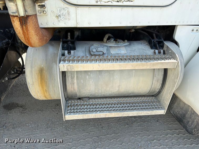 image for item FK3517 2003 Peterbilt 357 ready mix truck