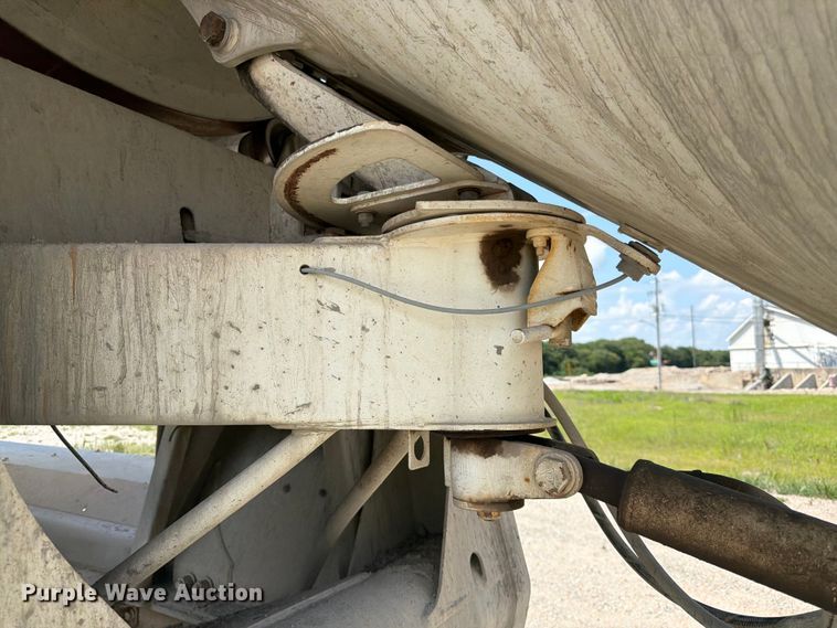 image for item FK3517 2003 Peterbilt 357 ready mix truck